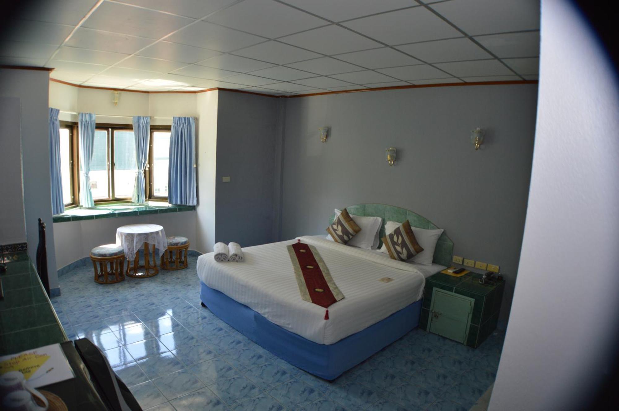 Seabreeze Inn Karon Luaran gambar