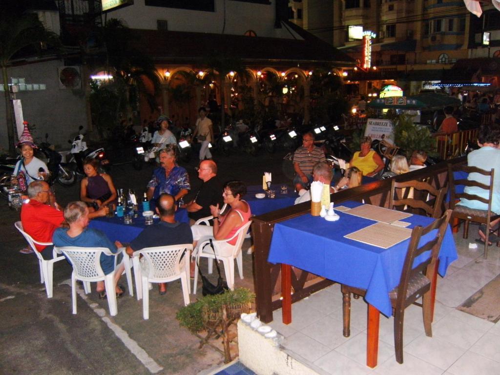 Seabreeze Inn Karon Luaran gambar